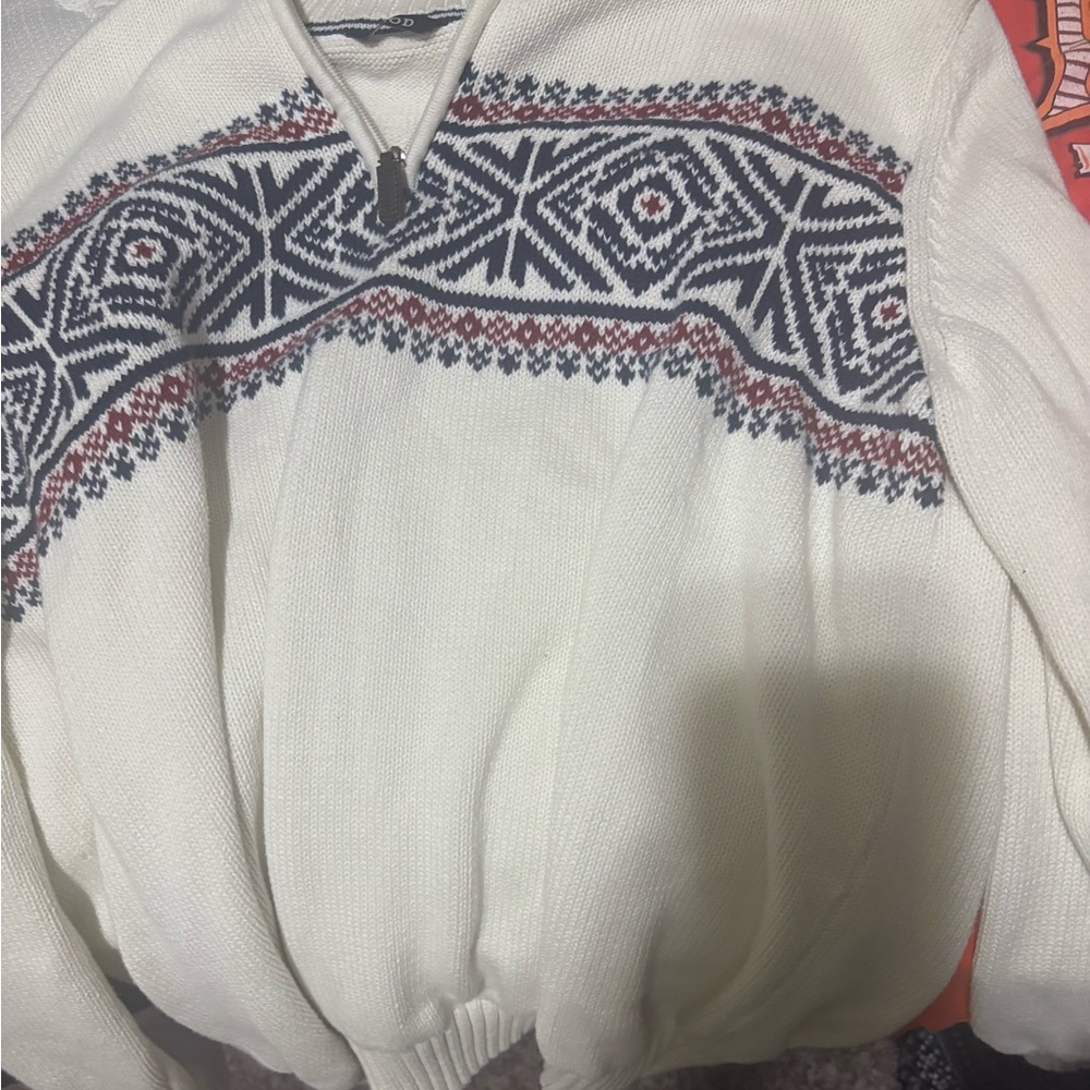 Cream Sweater with Geometric Pattern - image 1